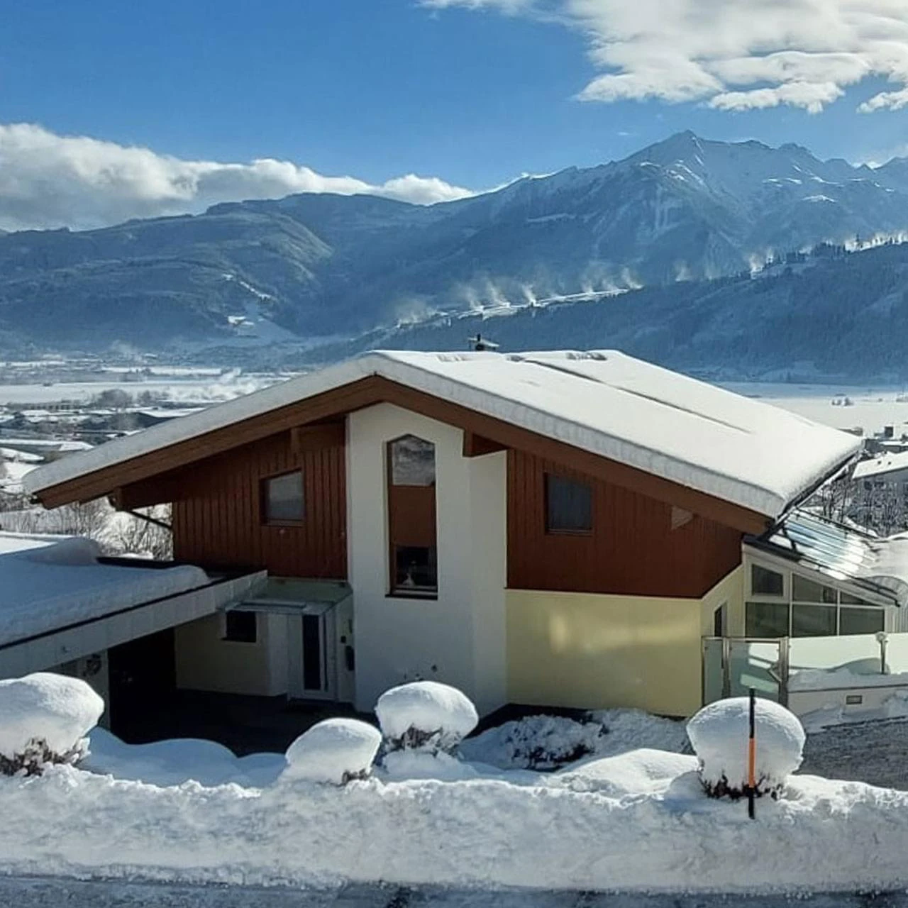 Chalet Sonnenheim Slide 1
